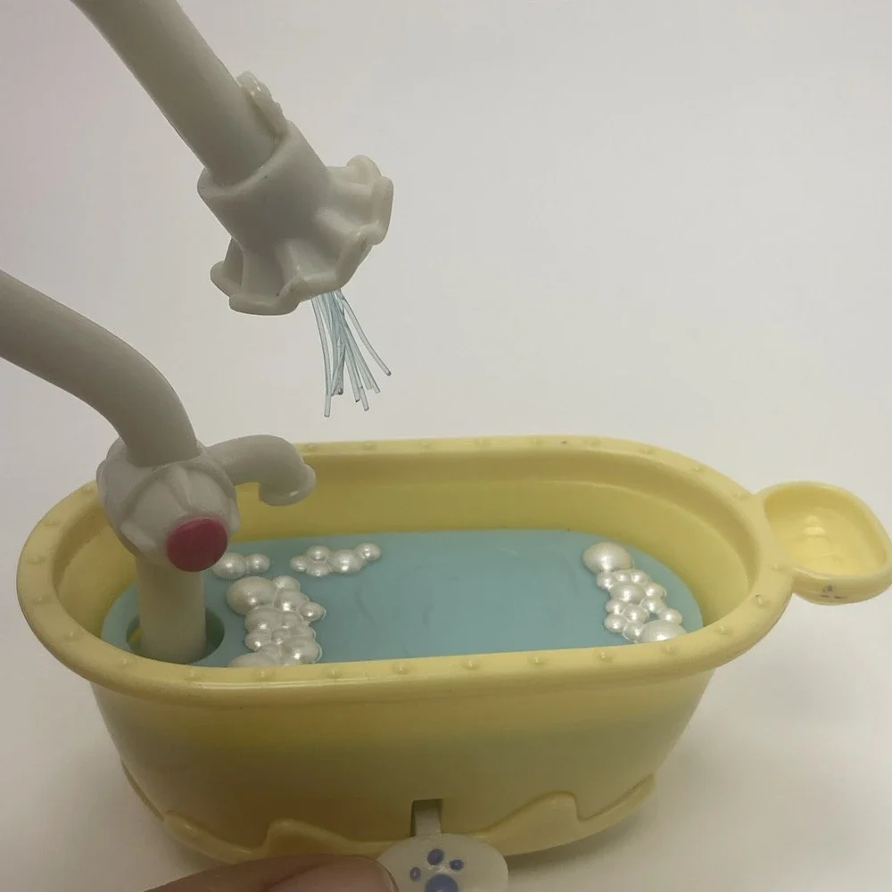 Littlest Pet Shop Magic Motion Yellow Bathtub Triplet Cat Condo Chinchilla Cage